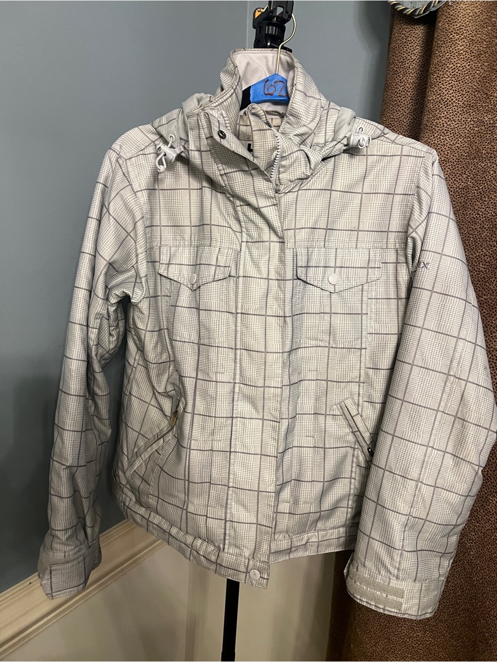 Helix women’s Gray Plaid Ski Jacket with Hood